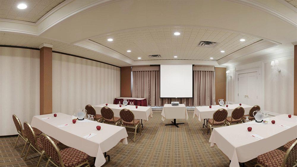 Ramada By Wyndham St. John'S Otel Dış mekan fotoğraf