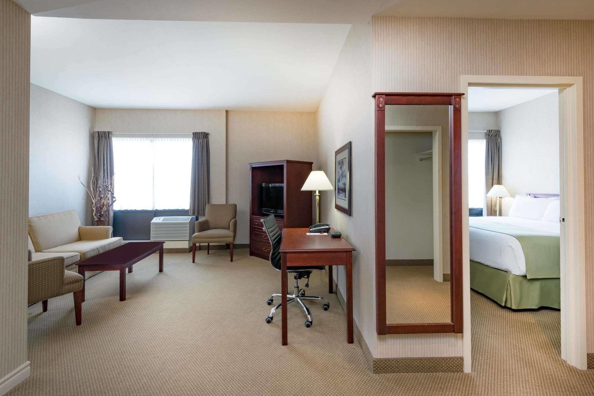 Ramada By Wyndham St. John'S Otel Dış mekan fotoğraf