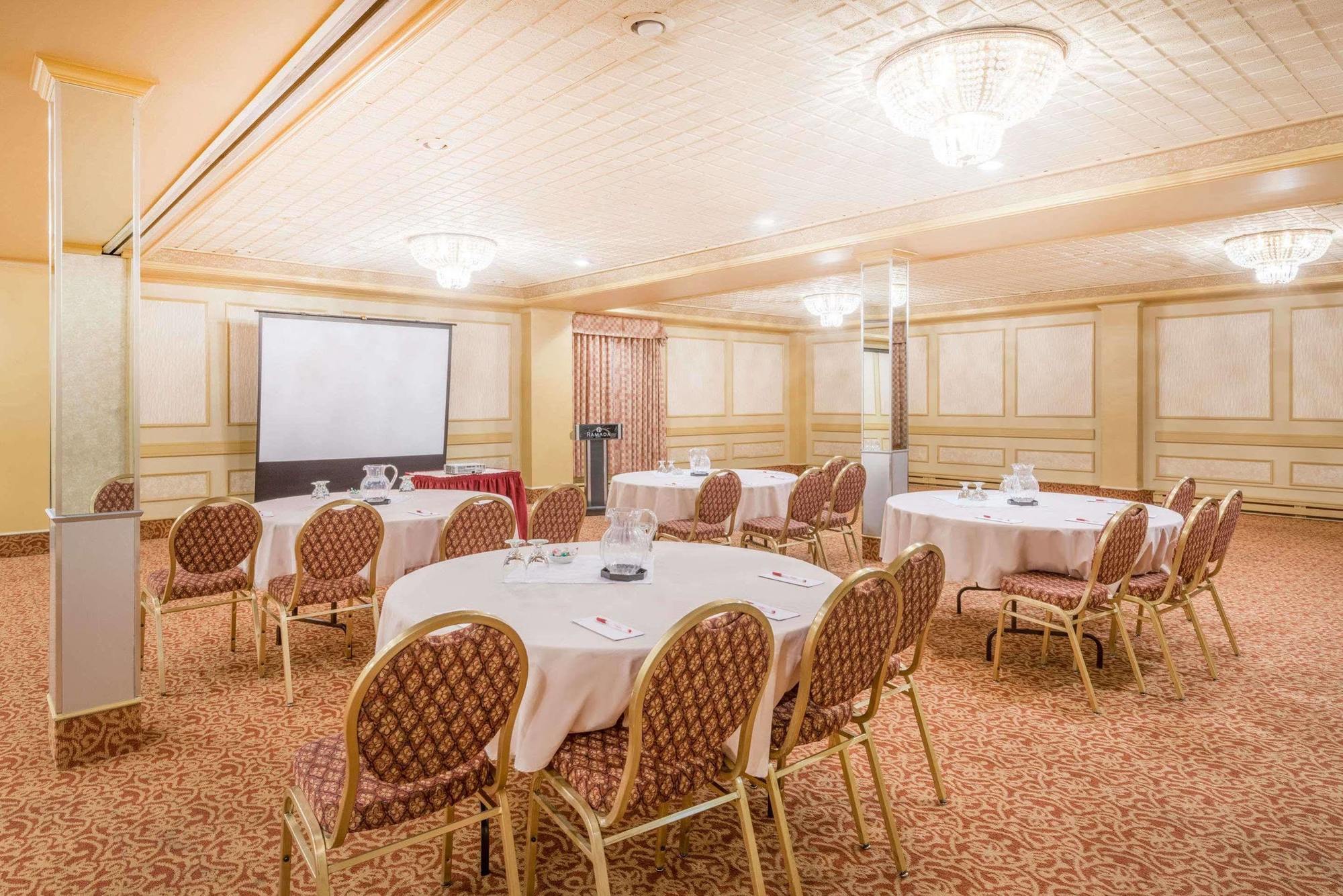 Ramada By Wyndham St. John'S Otel Dış mekan fotoğraf